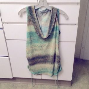 Insolente elegant sleeveless top made in France, size T 4